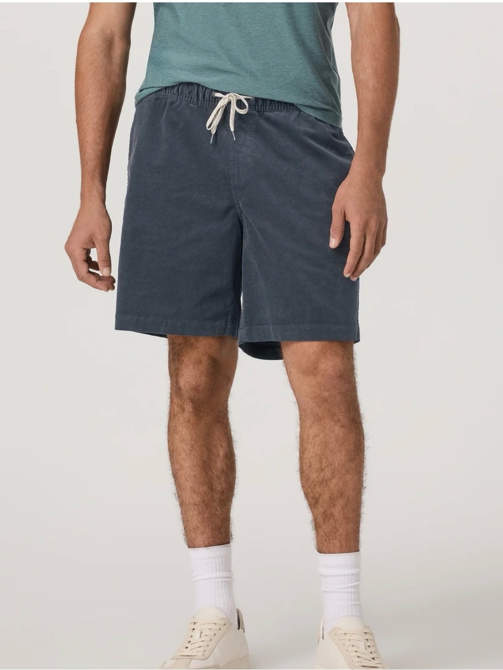 Vuori Optimist Corduroy Elastic Waist Short 8” Inseam SZ L Charcoal Grey